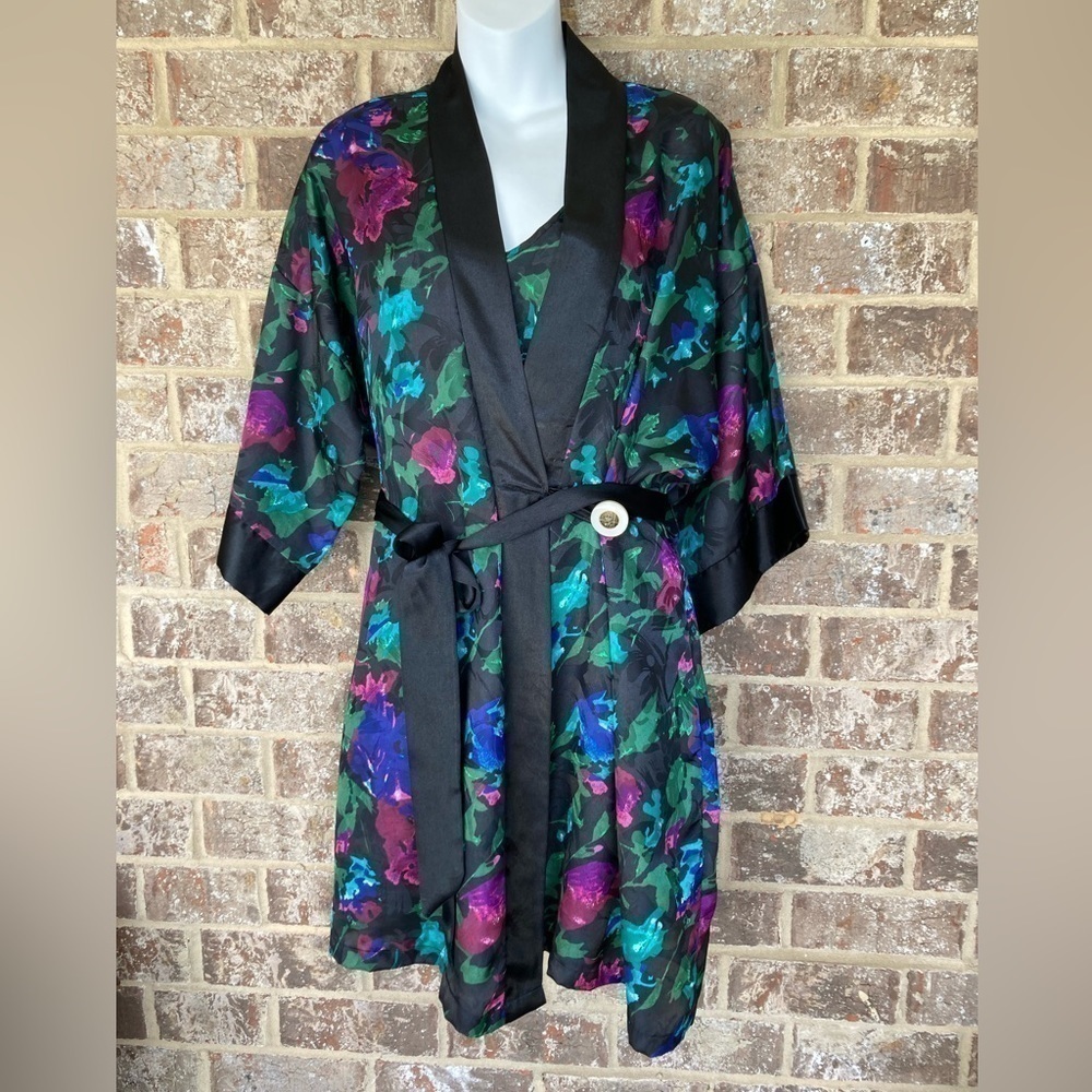 Vintage Floral Satiny Robe & Nightie Set Size Large/Medium